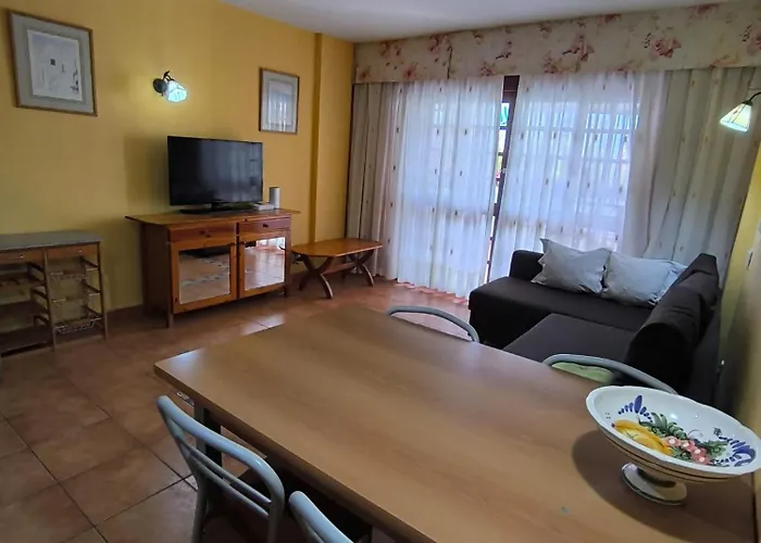 29 Parque Royal * Costa Adeje (Tenerife)