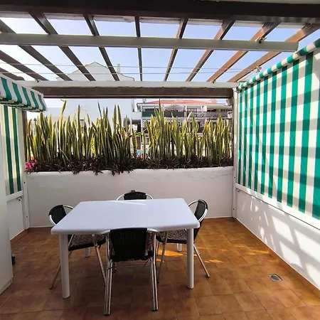29 Parque Royal Адехе