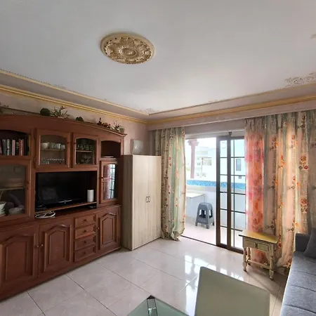 29 Parque Royal Адехе