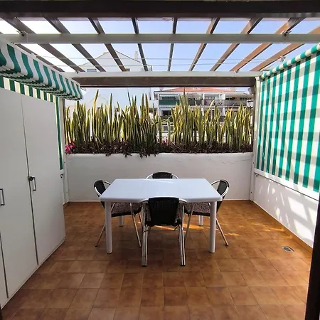 29 Parque Royal * Адехе